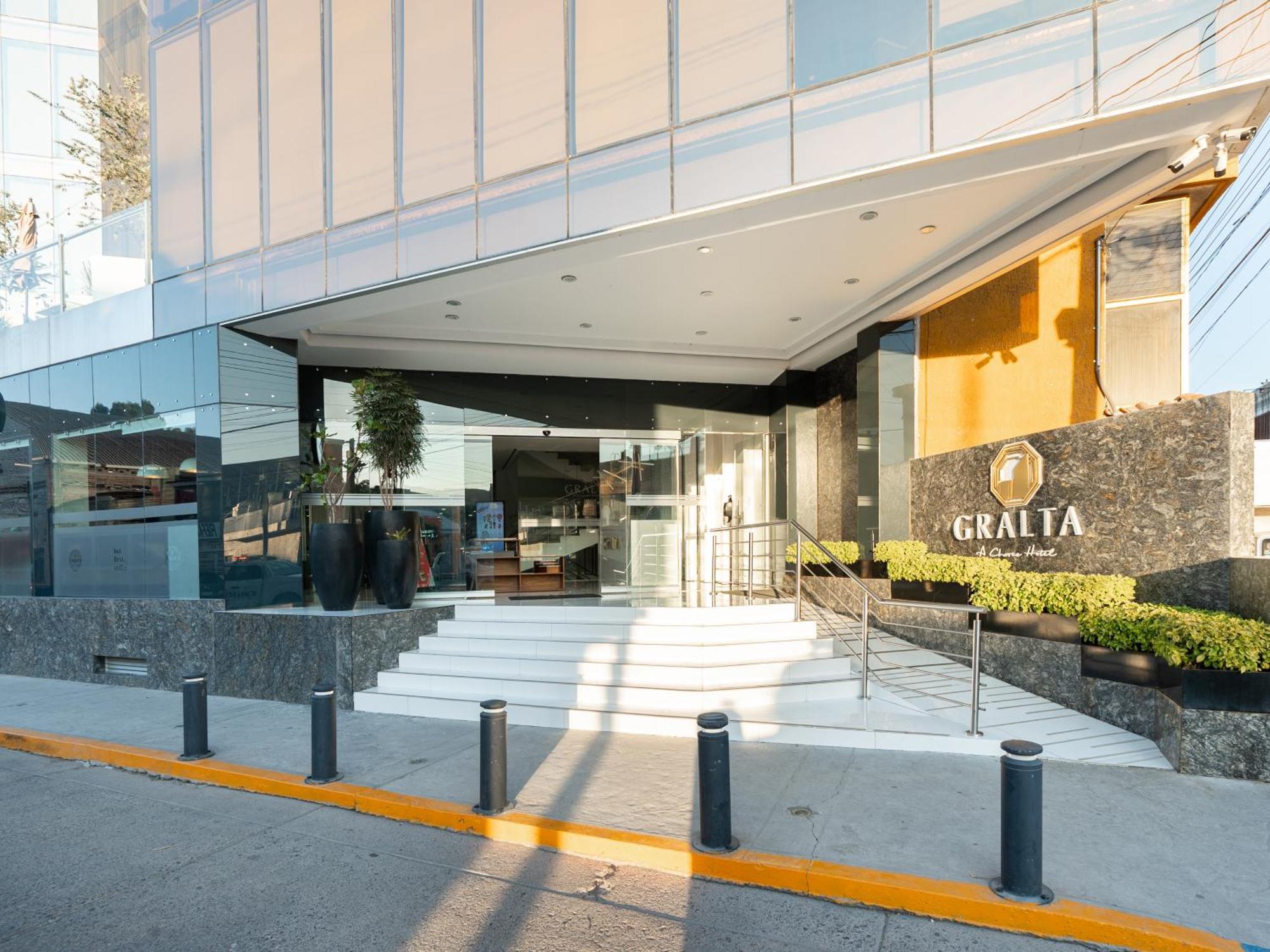 Hotel Gralta Jalostotitlan Exteriör bild